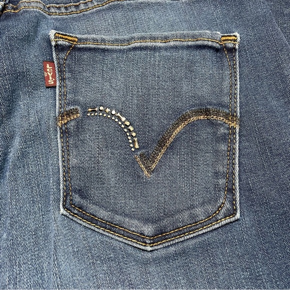 Levi’s Perfectly Slimming 512 Bootcut Jeans - Picture 6 of 10